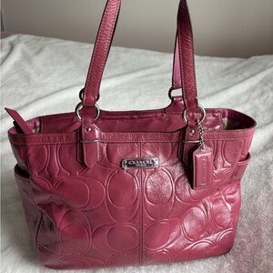 2000s Coach Embossed Patent Leather Signature Tote Bag